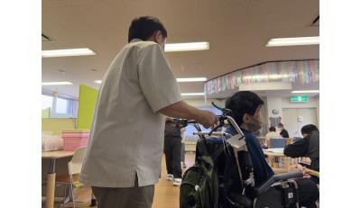 車いす介助