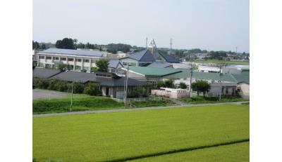 上空から見た施設全体