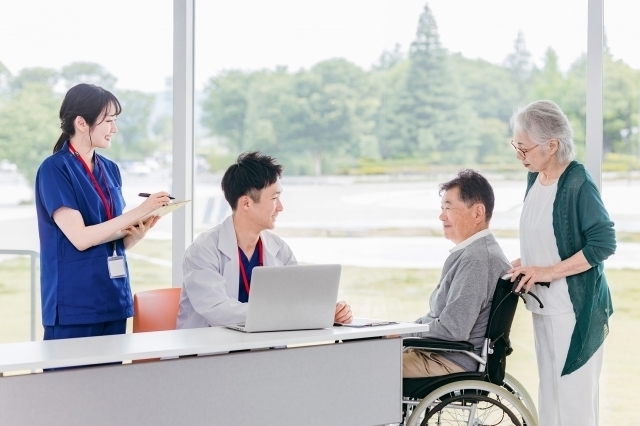 介護職　依存